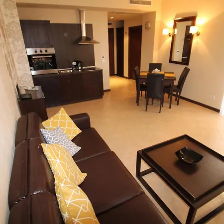 Menada In Royal Slantschew brjag