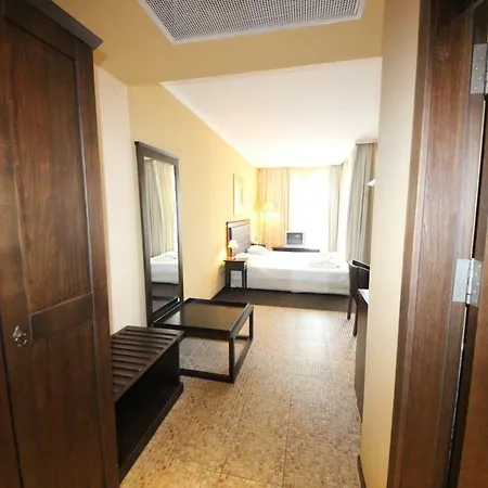 Menada In Royal Apartment *