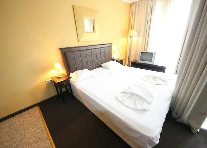 Menada In Royal Slantschew brjag