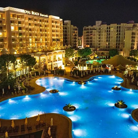 Menada In Royal Appartement