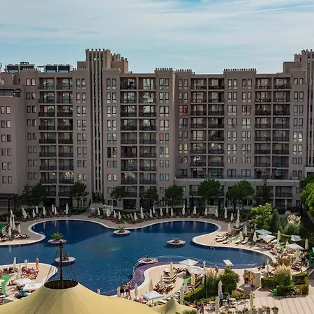 Menada In Royal Apartment Sunny Beach
