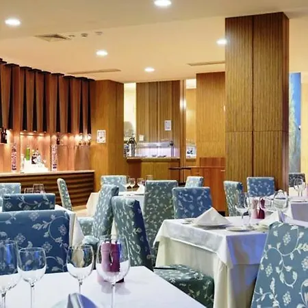 Apartment Menada In Royal