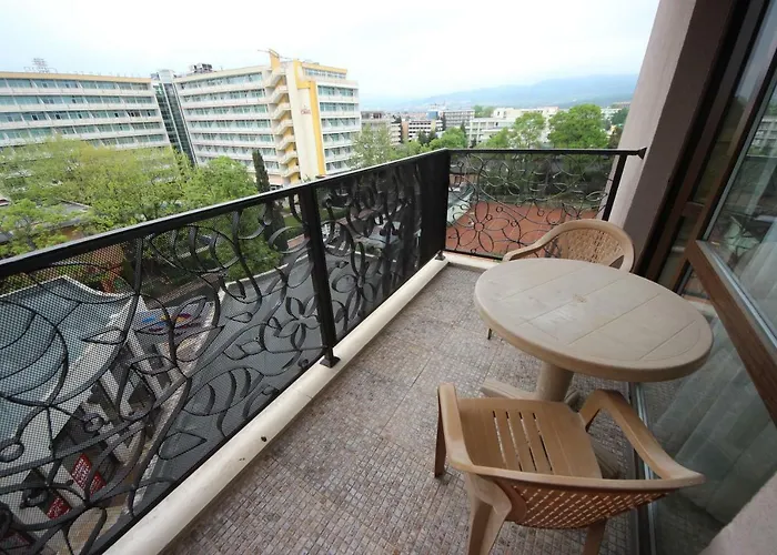 Menada In Royal Słoneczny Brzeg