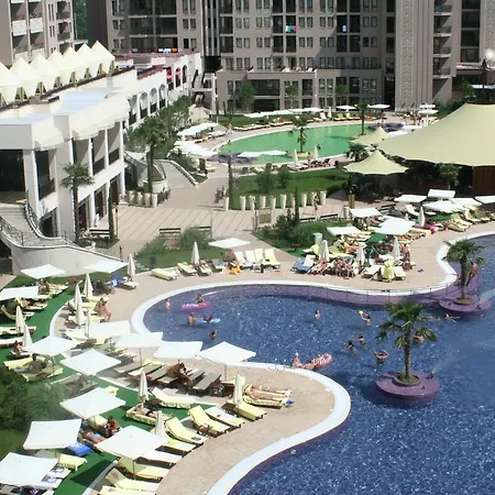 Апартамент Menada In Royal *