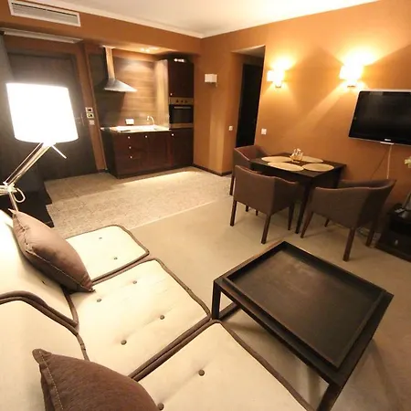 Menada In Royal Апартамент